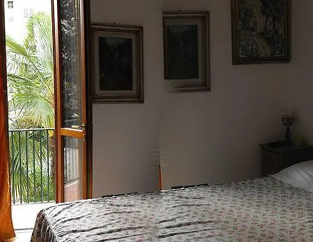 Garden Hotel